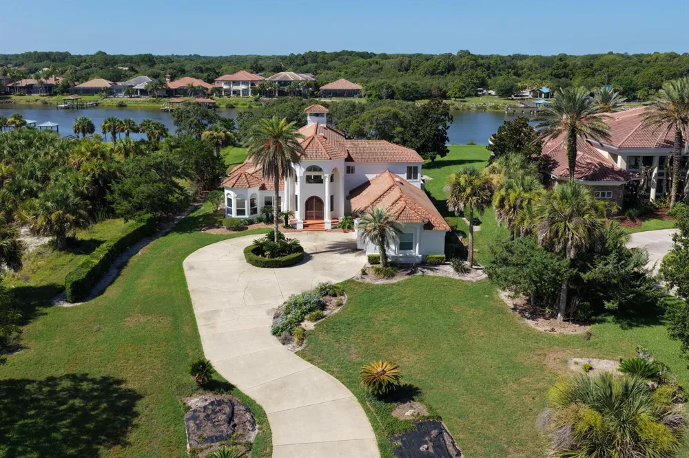 1 Capri Court Palm Coast, FL 32137