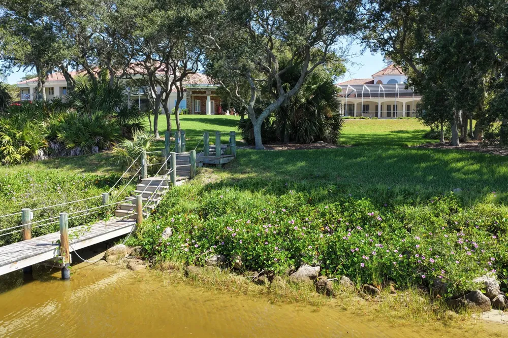 1 Capri Court Palm Coast, FL 32137