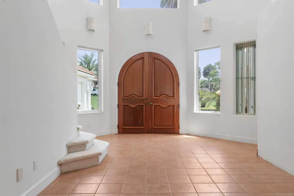 1 Capri Court Palm Coast, FL 32137