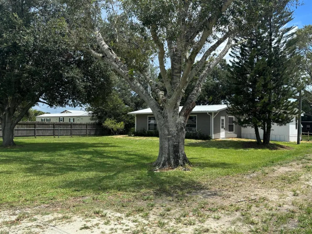 1214 ALLIGATOR ROAD Moore Haven, FL 33471