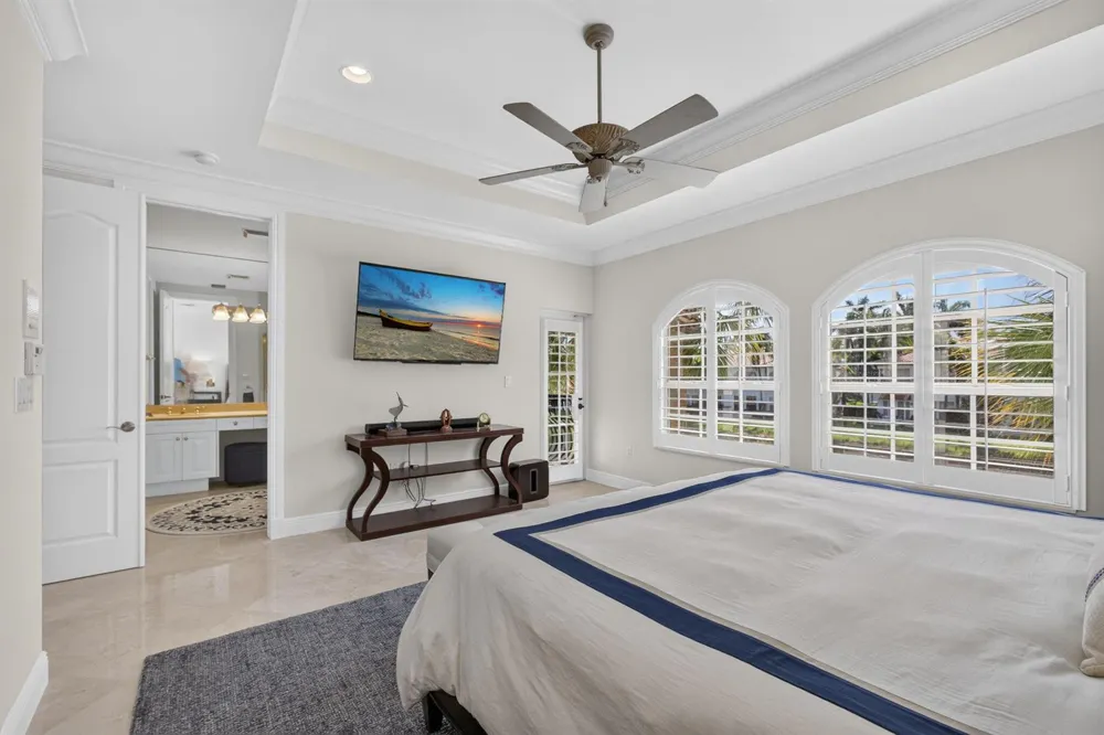 40 Marina Gardens Drive Palm Beach Gardens, FL 33410