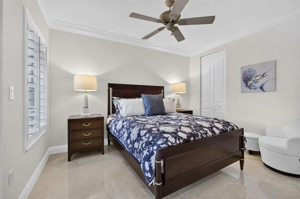 40 Marina Gardens Drive Palm Beach Gardens, FL 33410