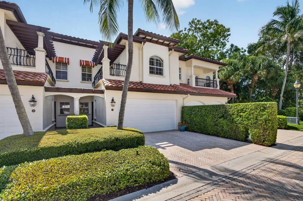 40 Marina Gardens Drive Palm Beach Gardens, FL 33410