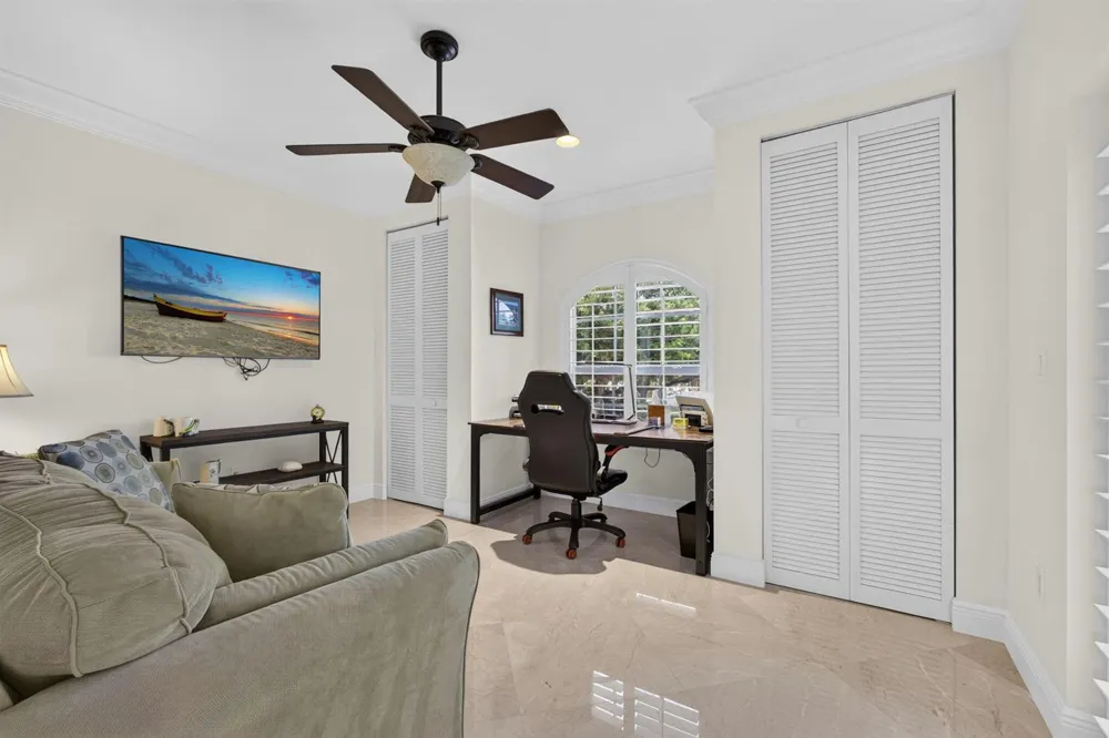 40 Marina Gardens Drive Palm Beach Gardens, FL 33410