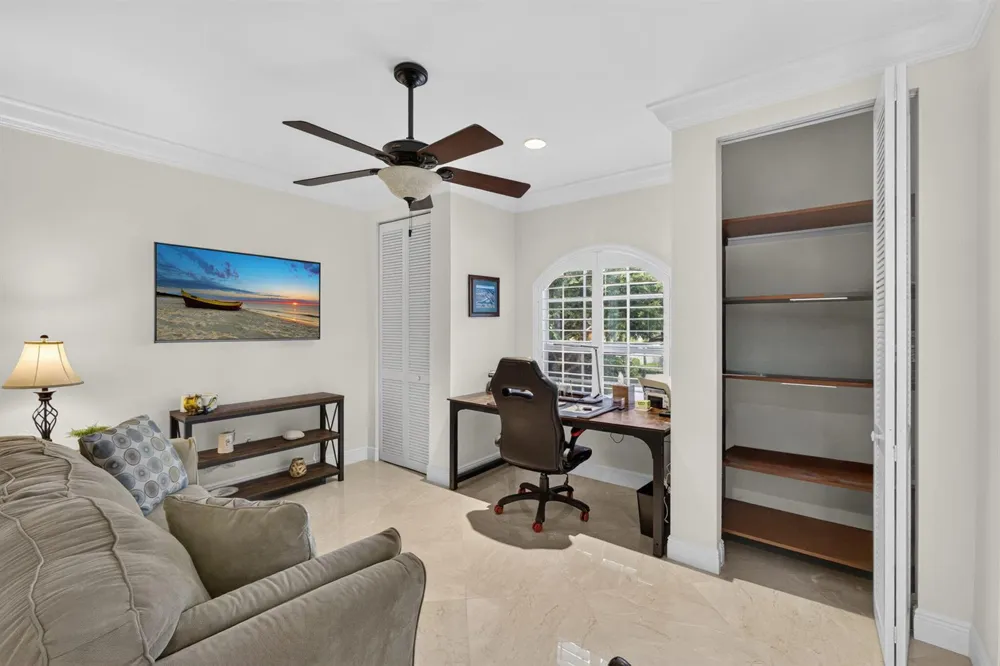 40 Marina Gardens Drive Palm Beach Gardens, FL 33410