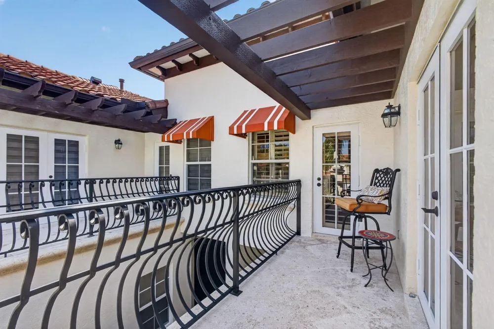 40 Marina Gardens Drive Palm Beach Gardens, FL 33410