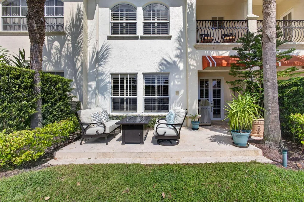 40 Marina Gardens Drive Palm Beach Gardens, FL 33410