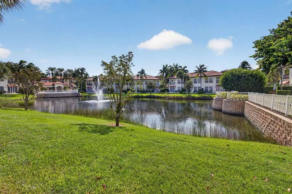 40 Marina Gardens Drive Palm Beach Gardens, FL 33410
