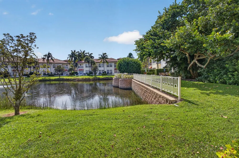 40 Marina Gardens Drive Palm Beach Gardens, FL 33410