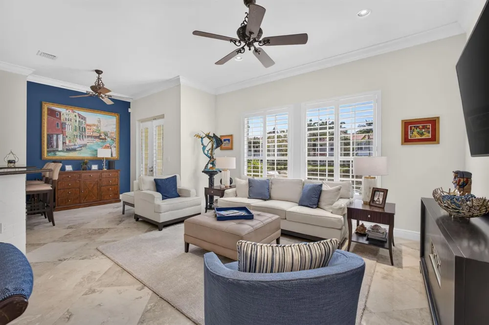 40 Marina Gardens Drive Palm Beach Gardens, FL 33410