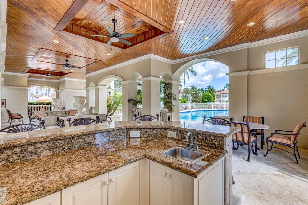 40 Marina Gardens Drive Palm Beach Gardens, FL 33410