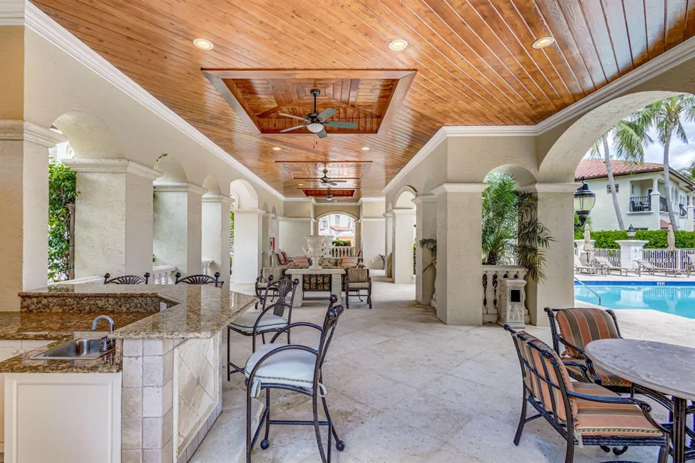 40 Marina Gardens Drive Palm Beach Gardens, FL 33410
