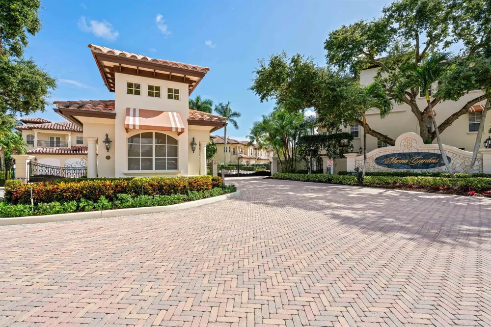 40 Marina Gardens Drive Palm Beach Gardens, FL 33410