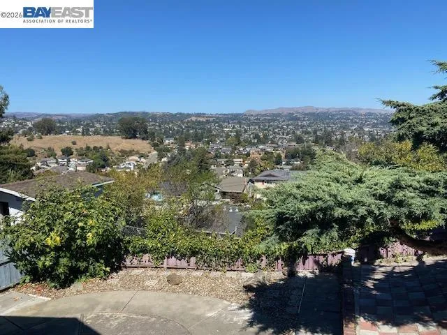16630 Cowell St Castro Valley, CA 94578