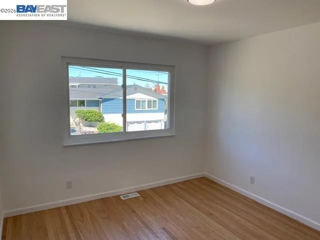 16630 Cowell St Castro Valley, CA 94578
