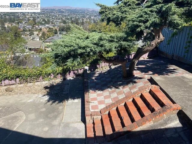 16630 Cowell St Castro Valley, CA 94578