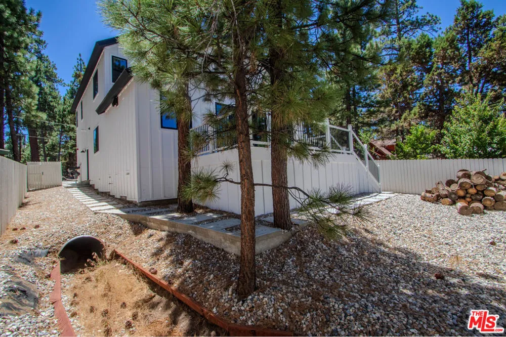 225 E Aeroplane Boulevard Big Bear City, CA 92314
