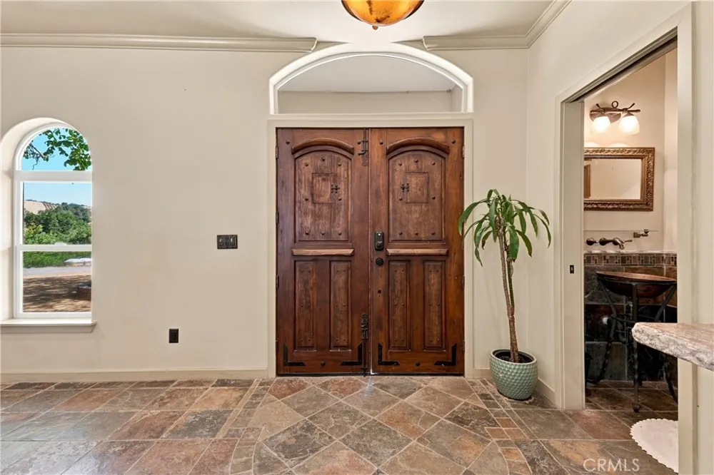 255 Narnia Road Paso Robles, CA 93446