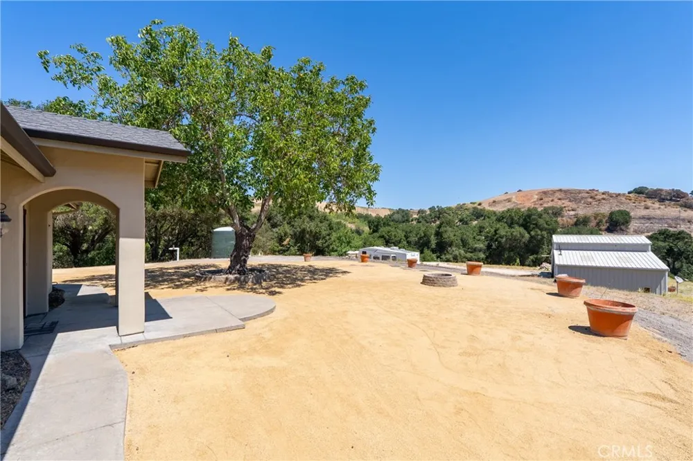 255 Narnia Road Paso Robles, CA 93446