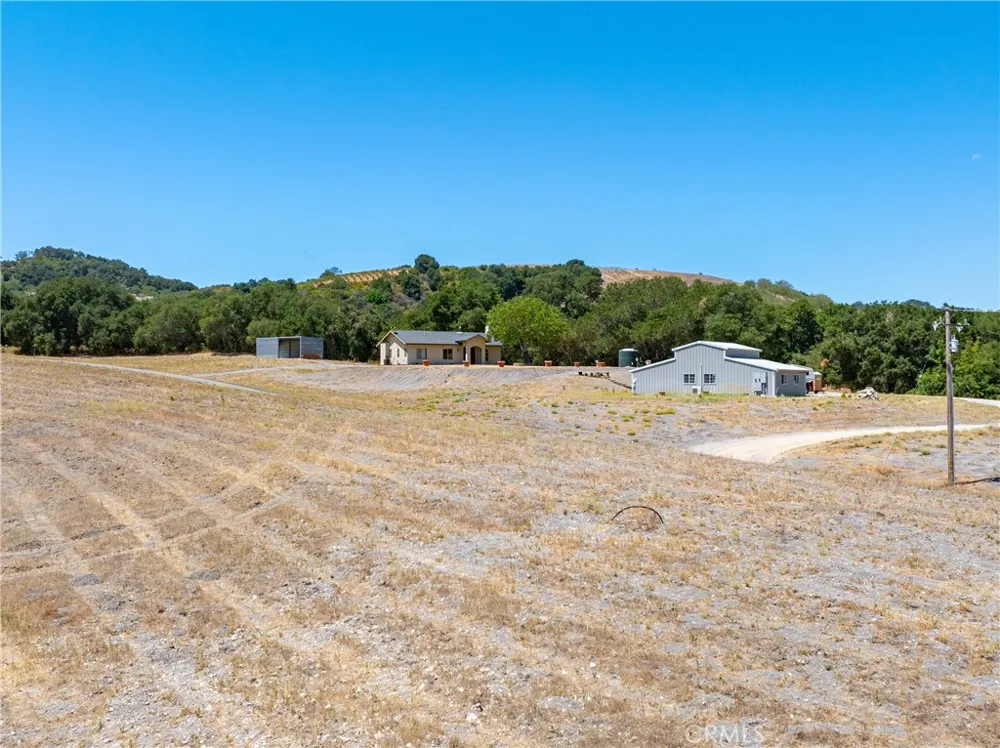 255 Narnia Road Paso Robles, CA 93446