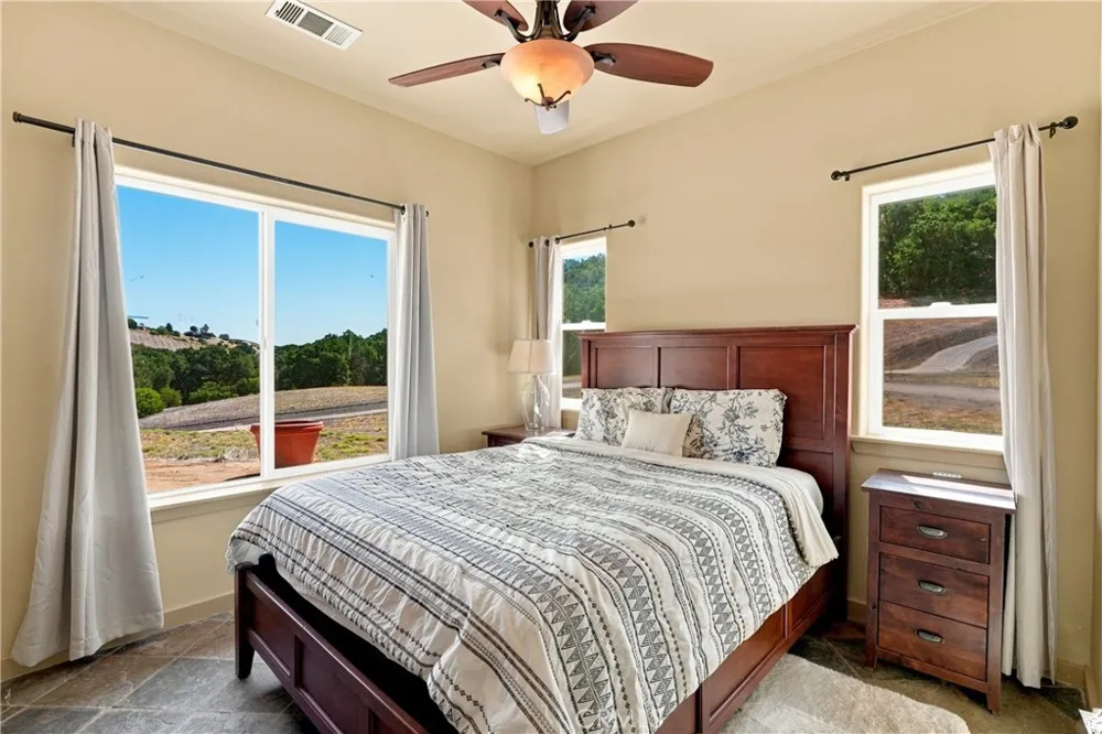 255 Narnia Road Paso Robles, CA 93446