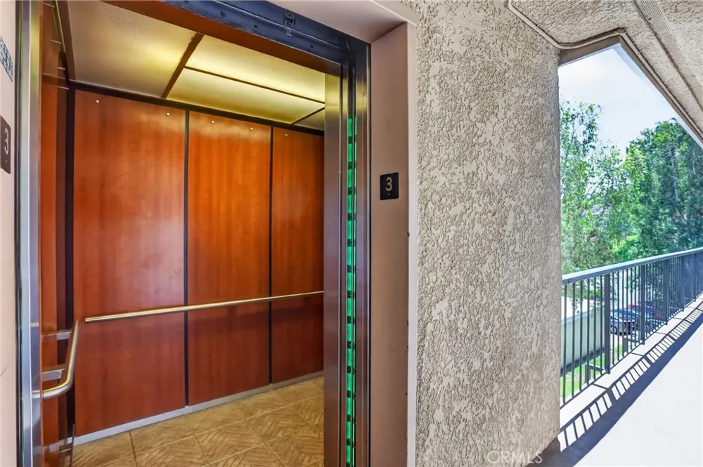 3371 Punta Alta #3A Laguna Woods, CA 92637