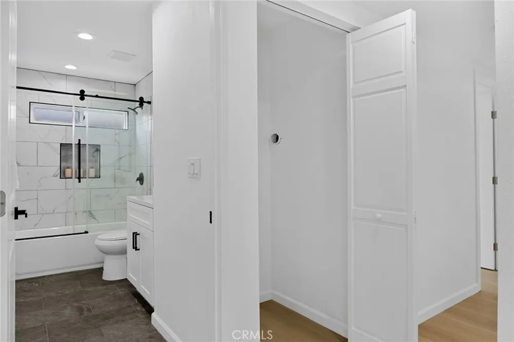 4747 Pixie Lakewood, CA 90712