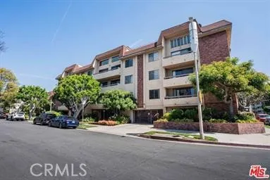 1432 Camden