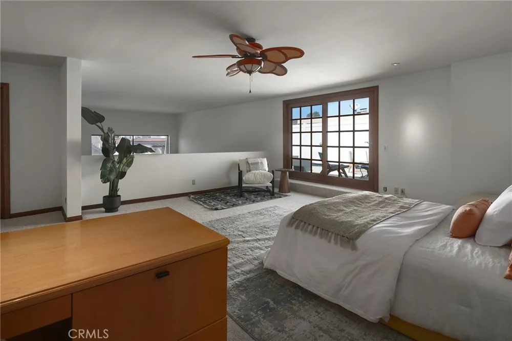 1432 Camden #301 Los Angeles, CA 90025