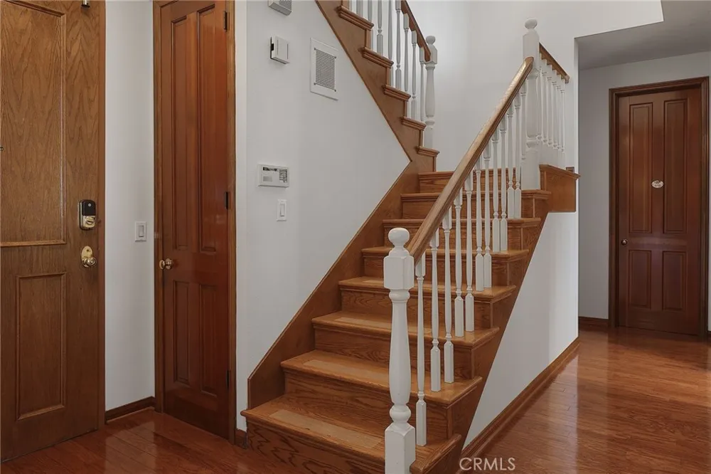 1432 Camden #301 Los Angeles, CA 90025