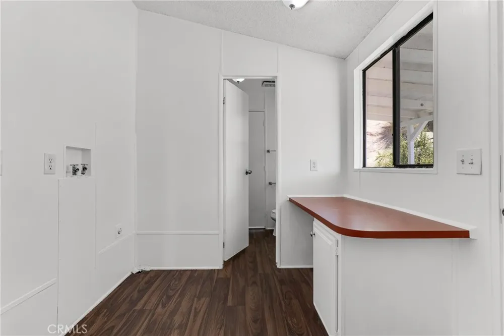 24425 Woolsey Canyon Road #184 West Hills, CA 91304