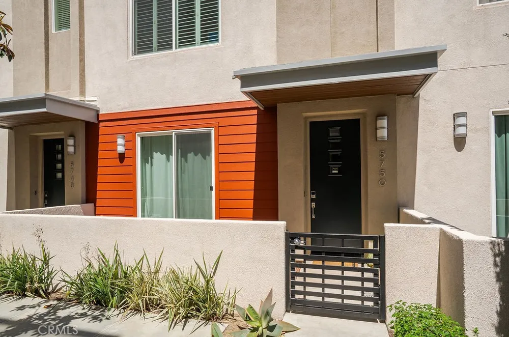 5750 Acacia Lane Lakewood, CA 90712