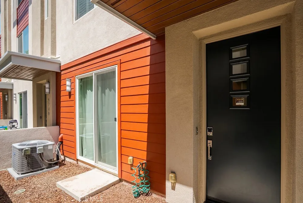 5750 Acacia Lane Lakewood, CA 90712