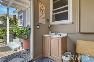 318 E Plenty Long Beach, CA 90805