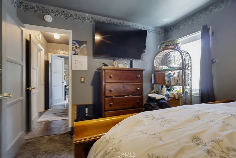 318 E Plenty Long Beach, CA 90805