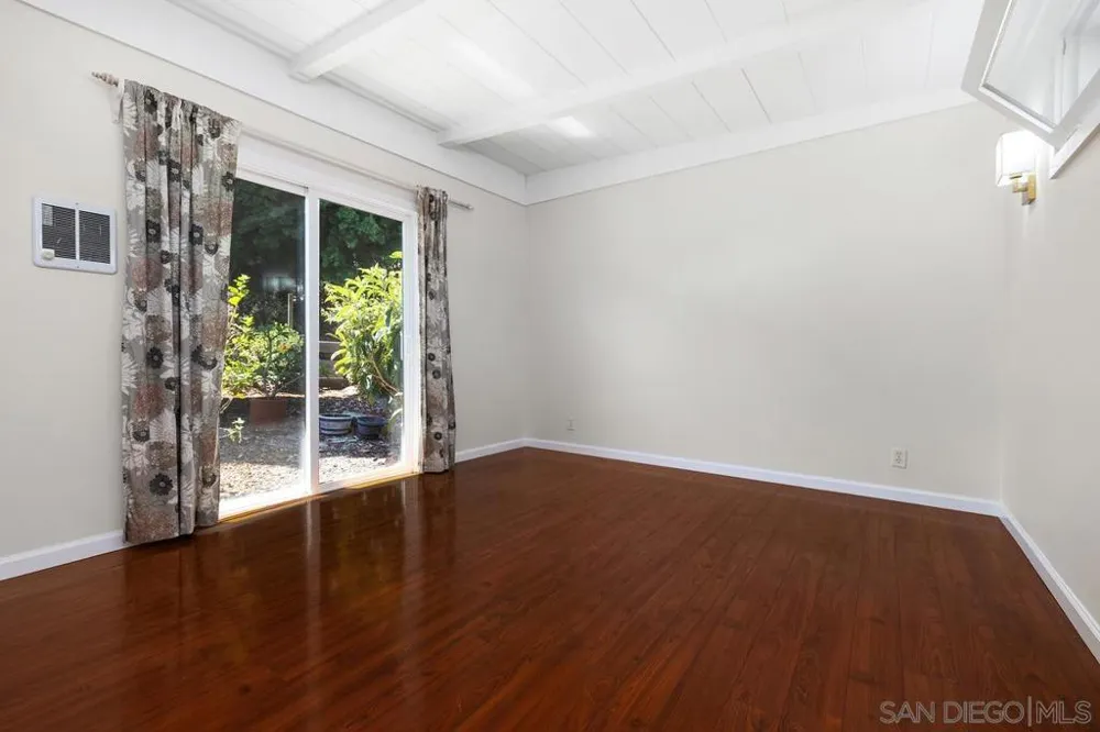 2820 Hidden Valley La Jolla, CA 92037