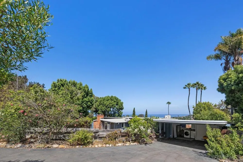 2820 Hidden Valley La Jolla, CA 92037