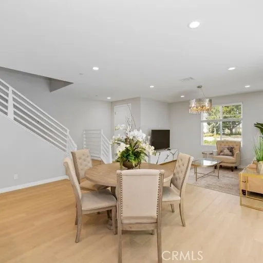136 Modjeska Irvine, CA 92618