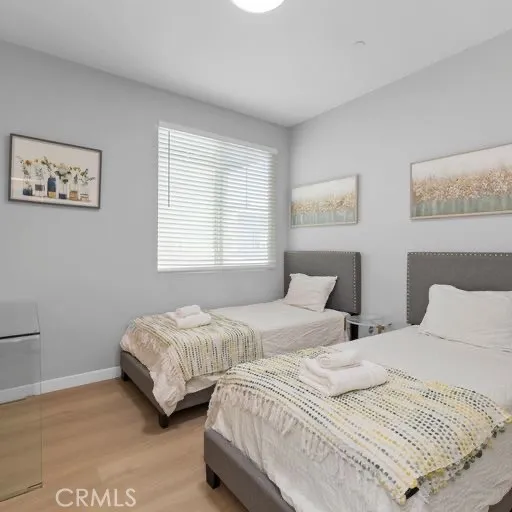 136 Modjeska Irvine, CA 92618