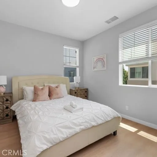 136 Modjeska Irvine, CA 92618
