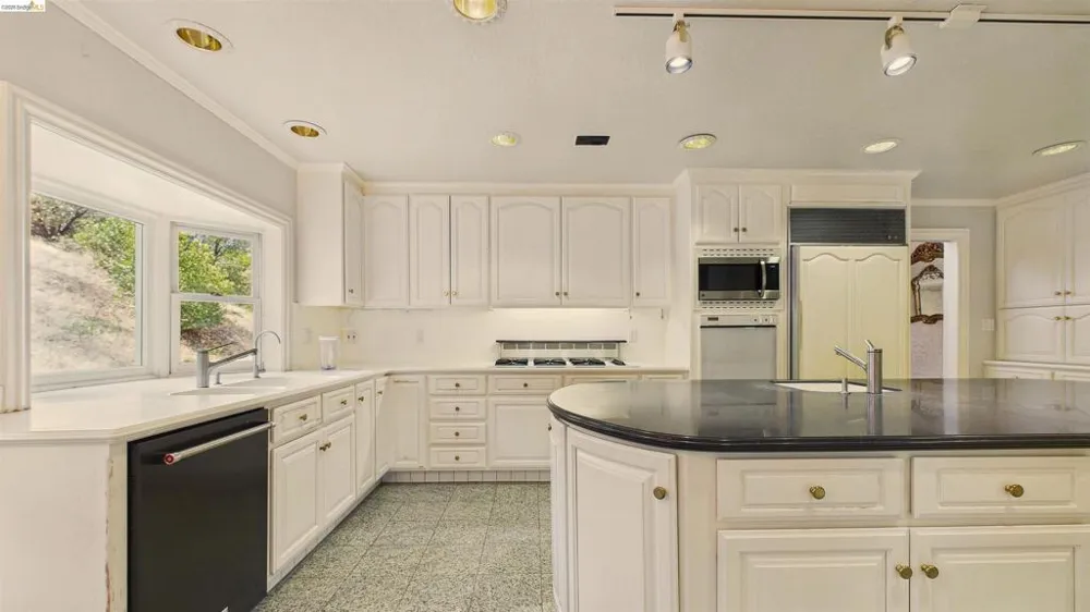 17910 Dolores Ln Sonora, CA 95370
