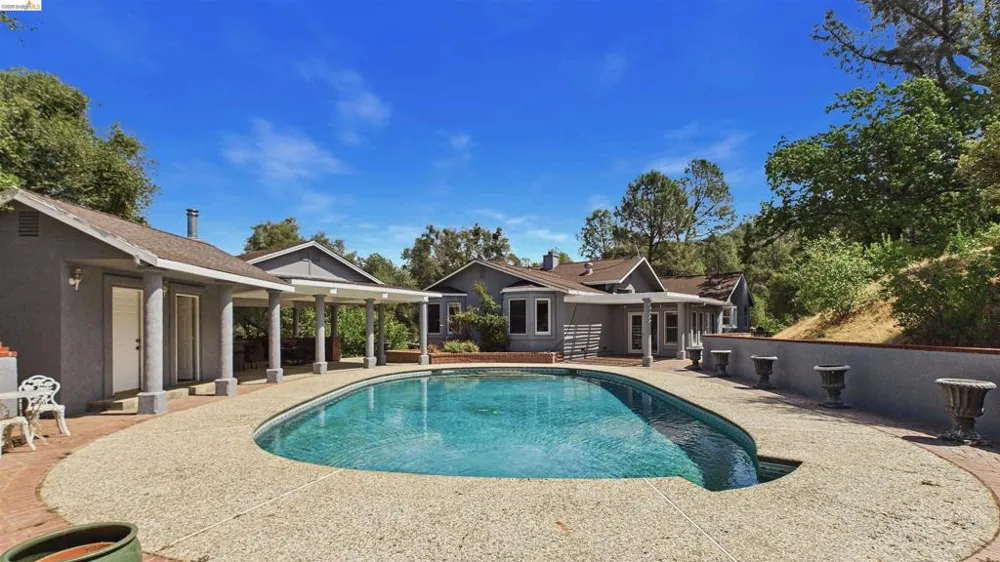 17910 Dolores Ln Sonora, CA 95370