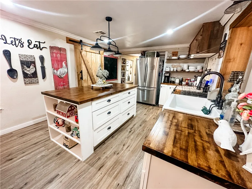 8914 Gilpin Lane Iola, TX 77861