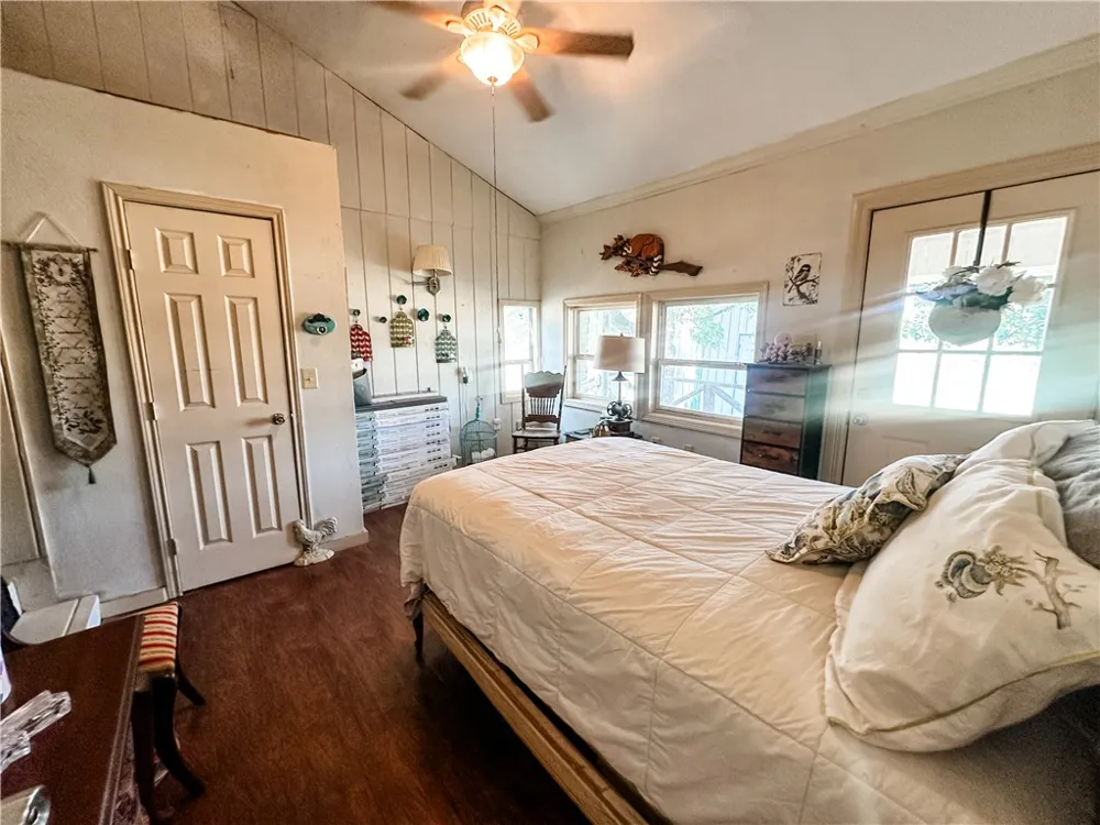 8914 Gilpin Lane Iola, TX 77861