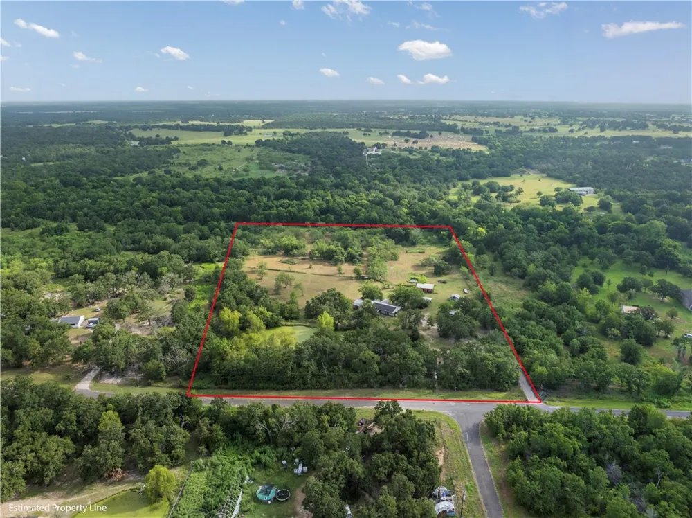 8914 Gilpin Lane Iola, TX 77861