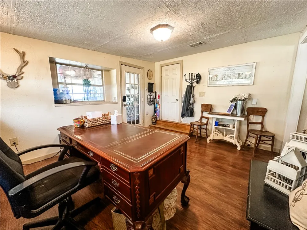 8914 Gilpin Lane Iola, TX 77861