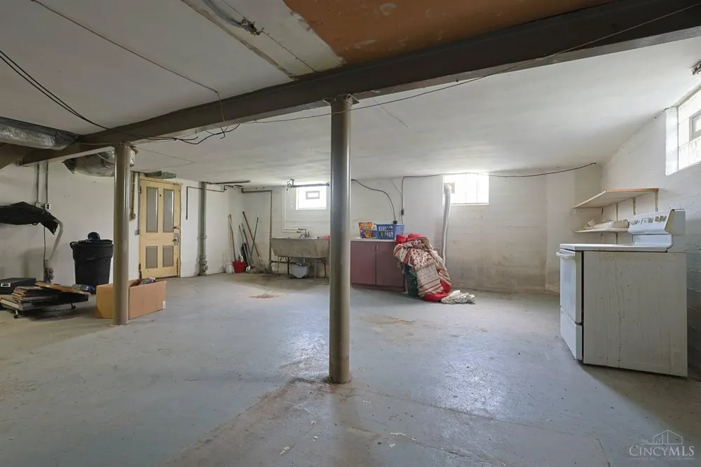 2312 Compton Road Springfield, OH 45231