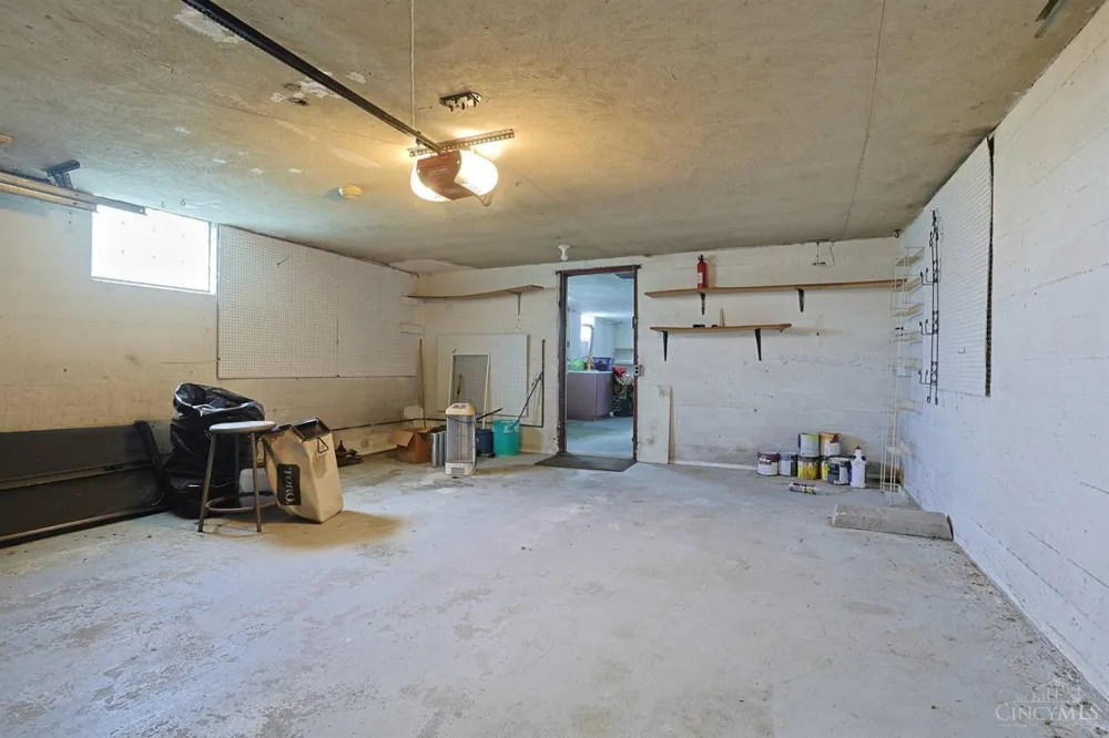 2312 Compton Road Springfield, OH 45231
