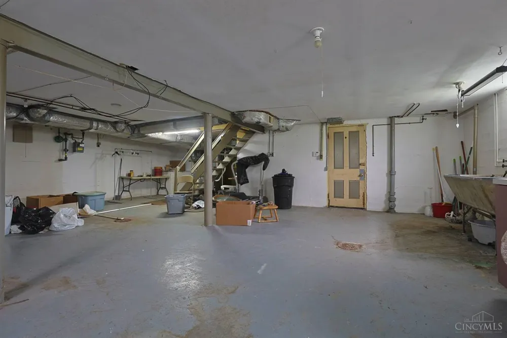 2312 Compton Road Springfield, OH 45231
