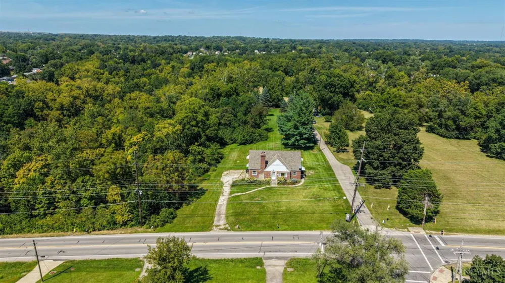 2312 Compton Road Springfield, OH 45231